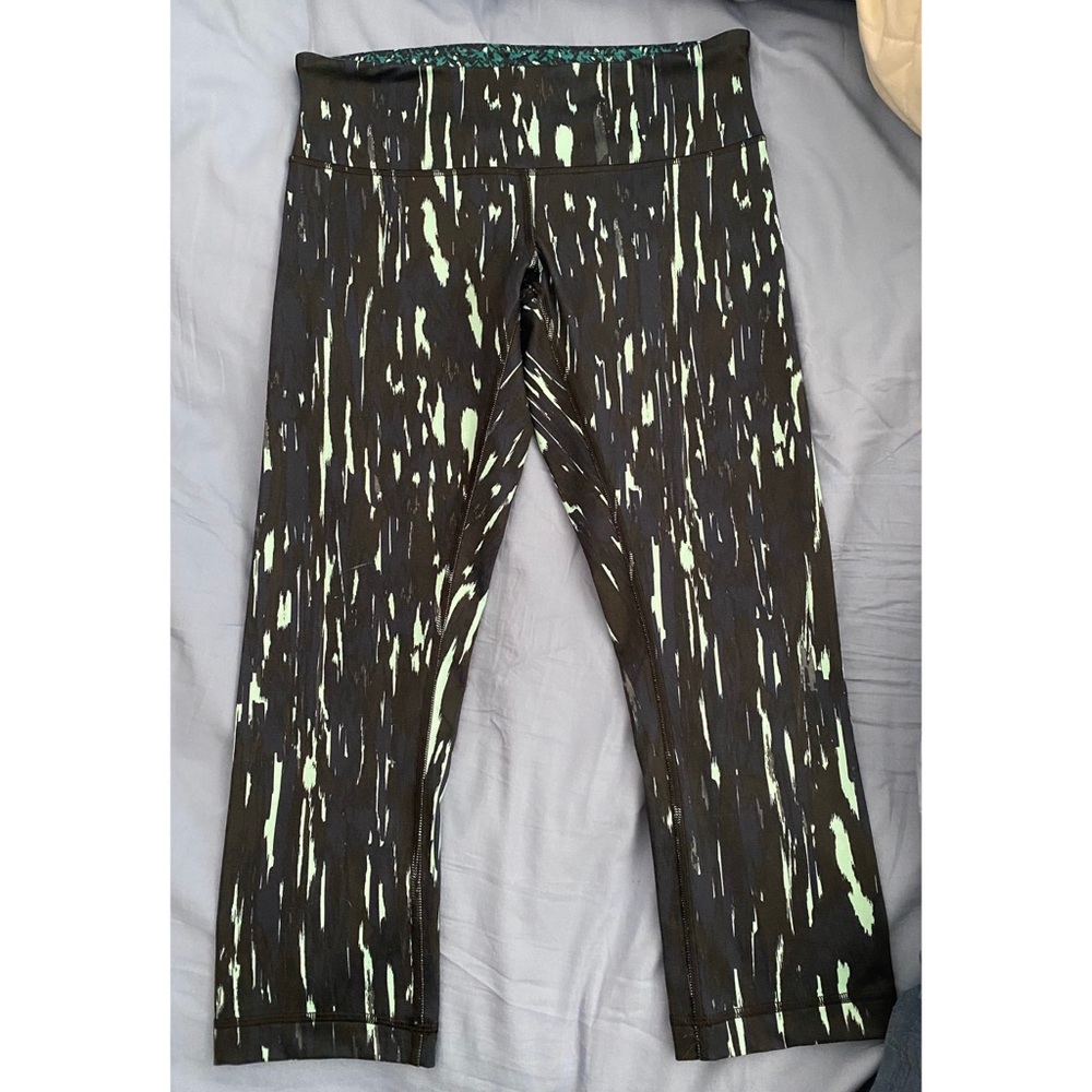 Lululemon cropped leggings